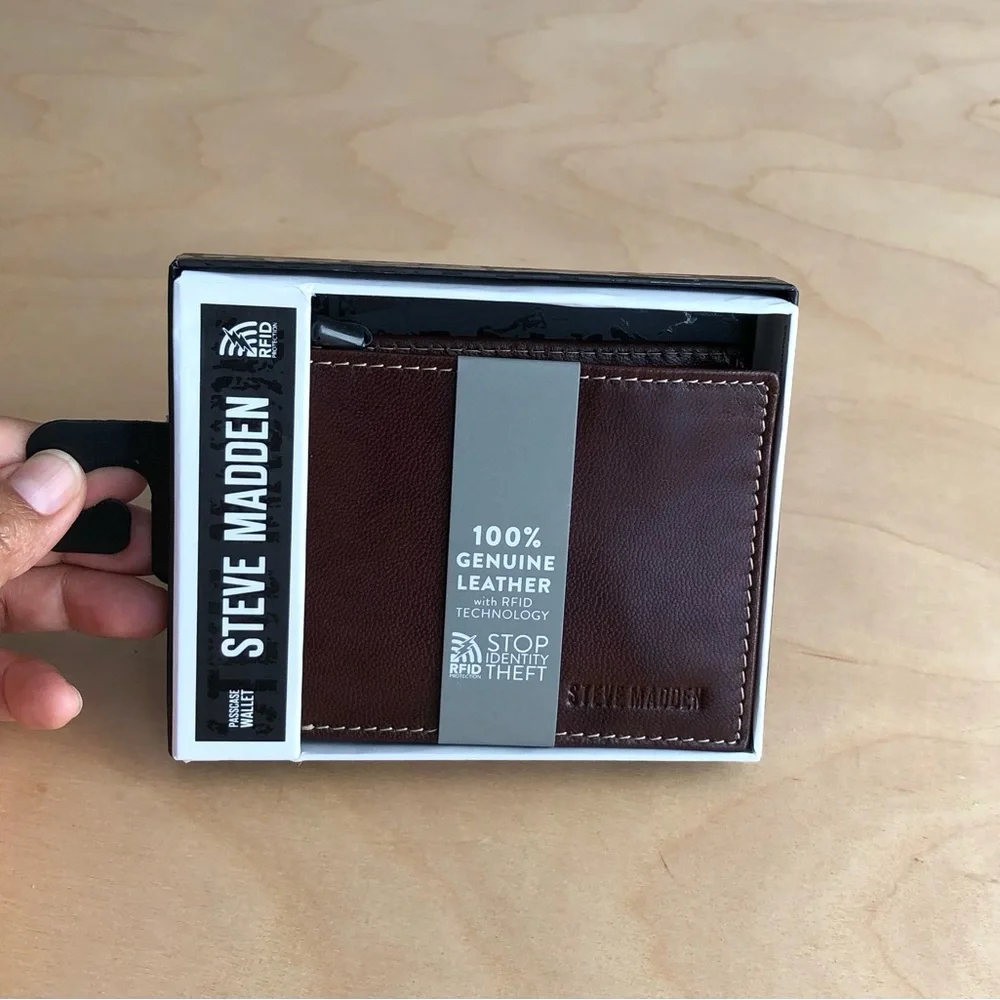 New Steve Madden Genuine Leather Wallet Dark Brown Mens One Size.